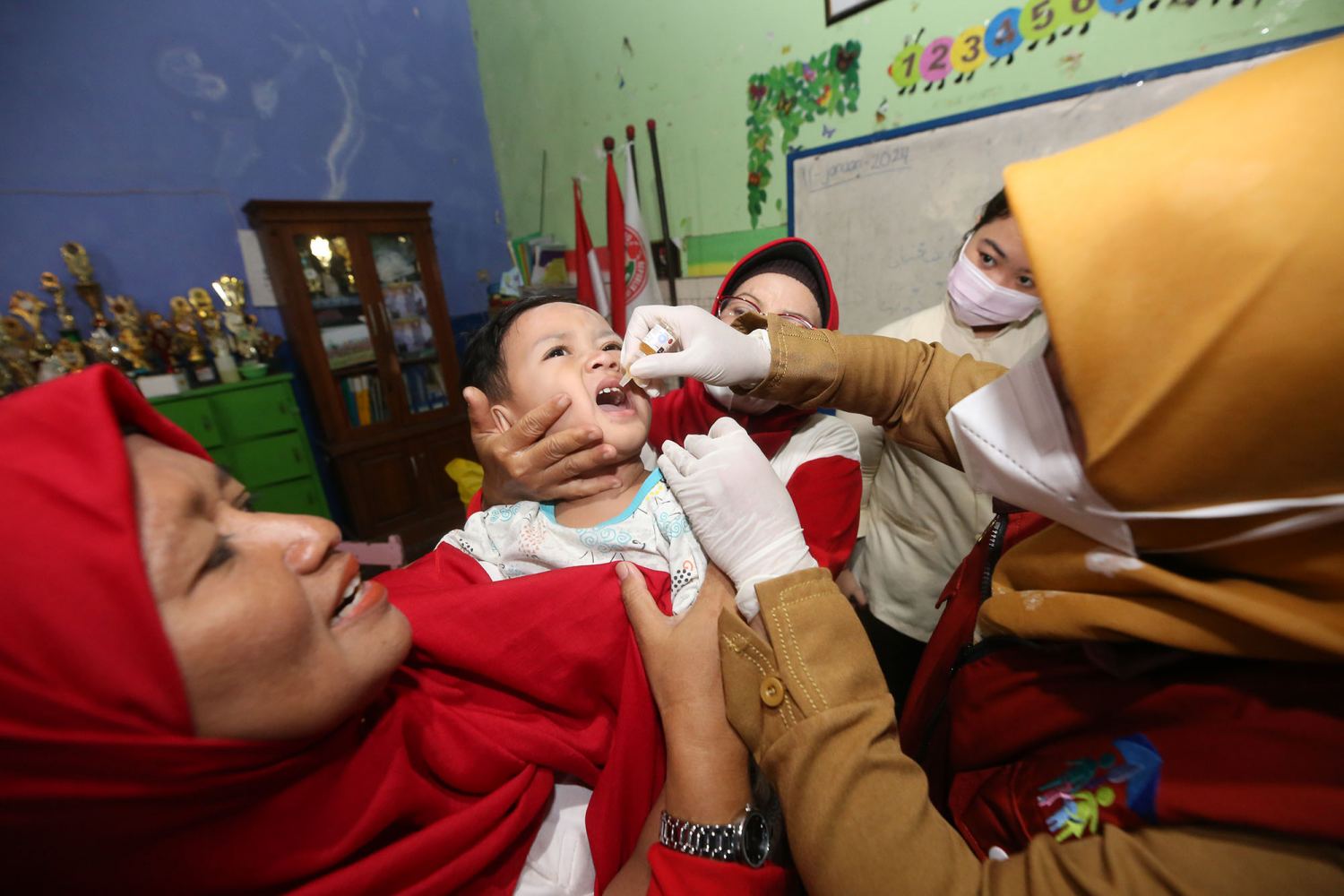 Sub Pin Polio Putaran Pertama Di Kota Surabaya Capai Persen