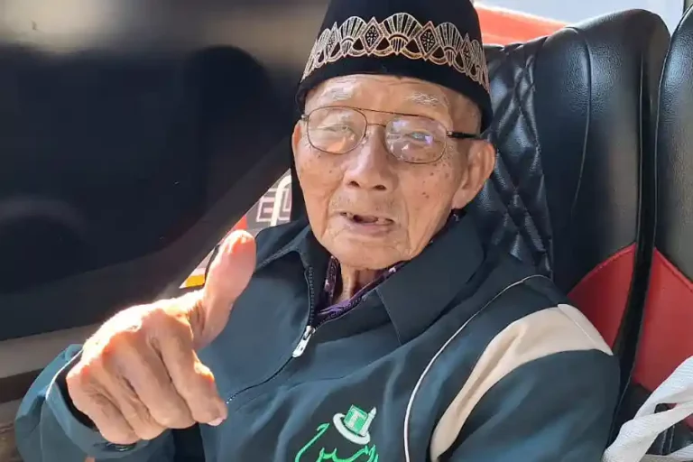 Hardjo Mislan Alias Miskan, jamaah haji tertua di Indonesia
