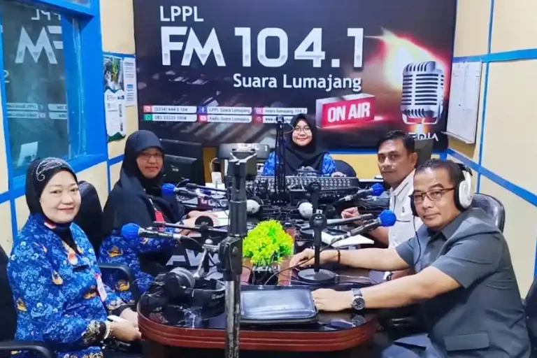 Sosialisasi IKD dengan memanfaatkan radio