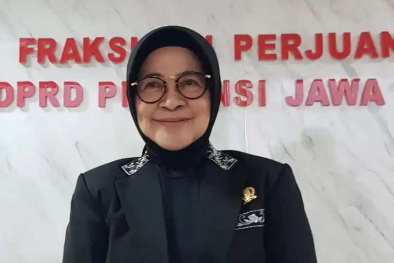 Ketua Komisi E DPRD Jatim, Wara Sundari Renny Pramana