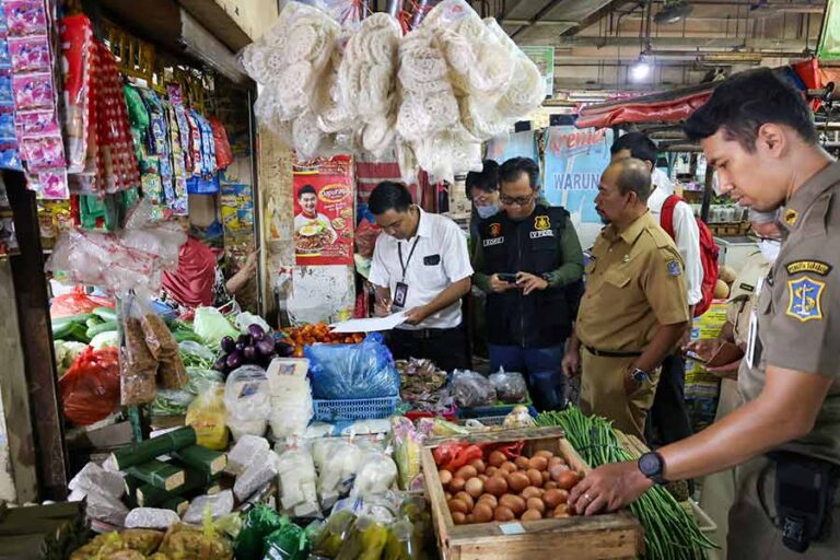 Pemkot Surabaya Sidak Pasar Tambahrejo